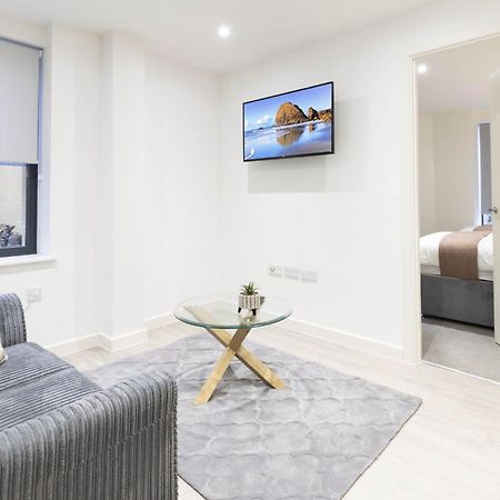 Appartement Linacre 1&2 - One And Two Bed Flat Behind The Cathedral With Free Parking And Fast Wifi à Exeter Extérieur photo