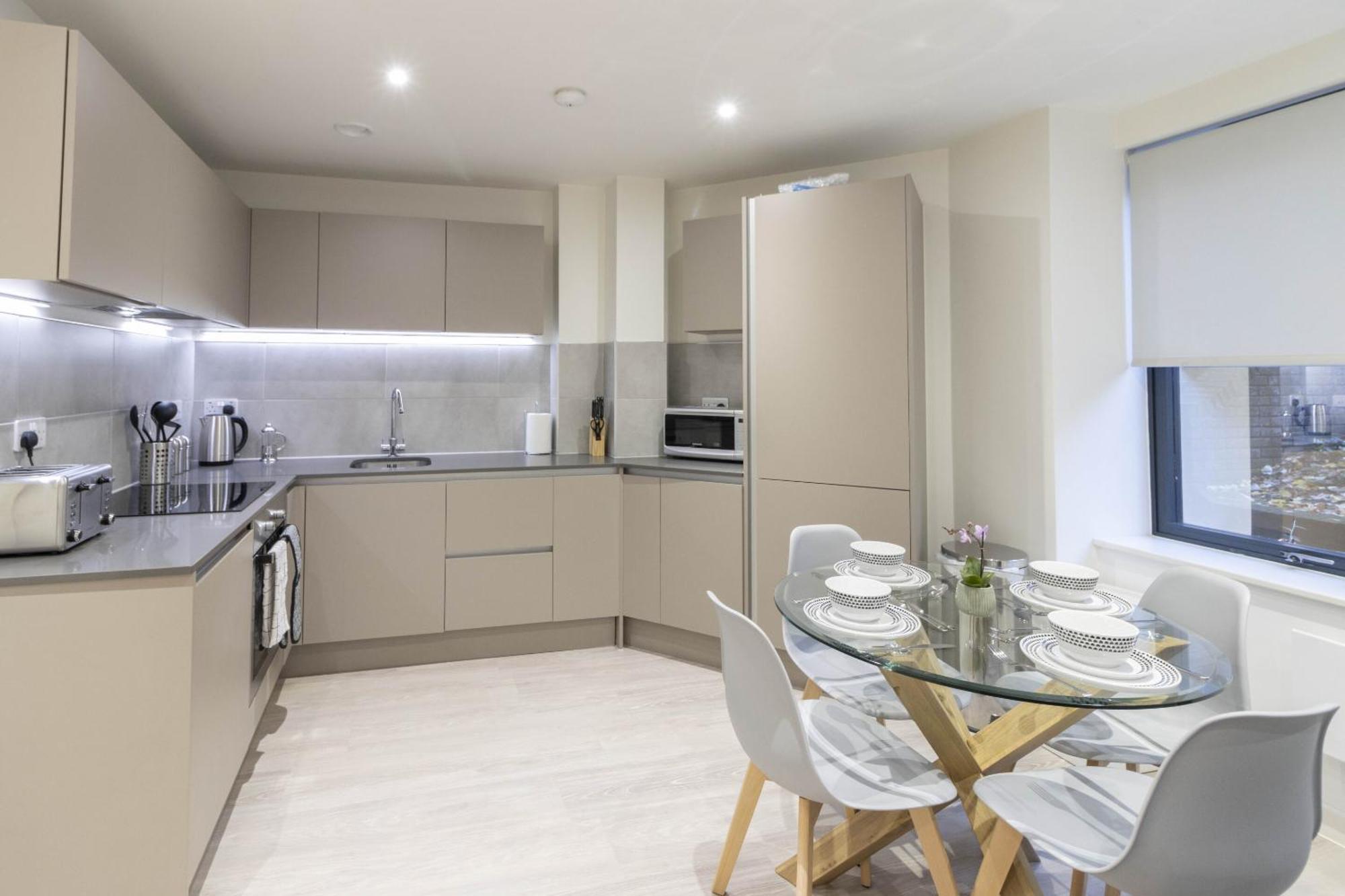Appartement Linacre 1&2 - One And Two Bed Flat Behind The Cathedral With Free Parking And Fast Wifi à Exeter Extérieur photo