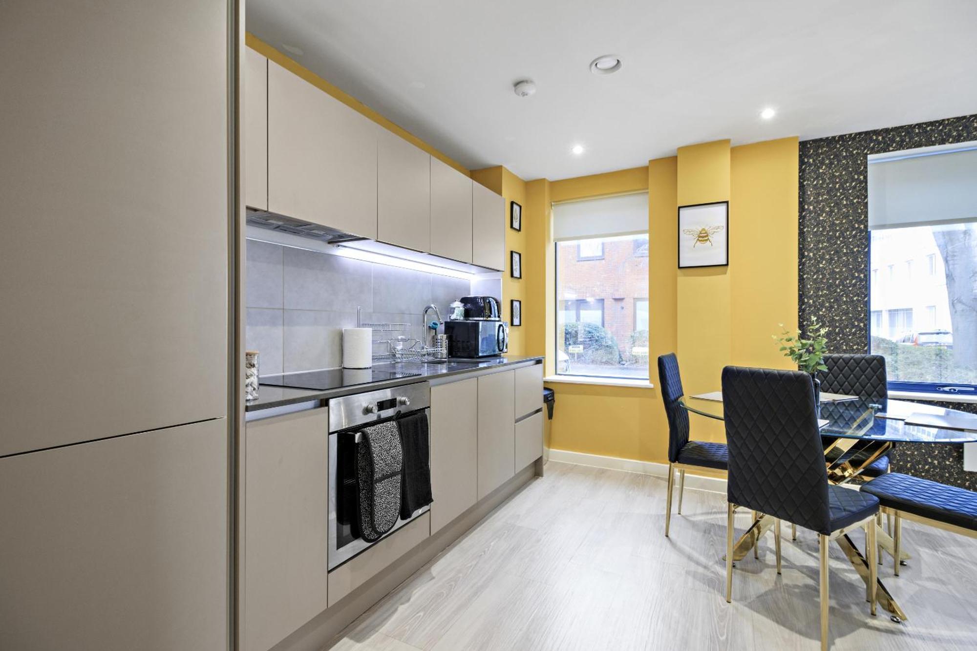 Appartement Linacre 1&2 - One And Two Bed Flat Behind The Cathedral With Free Parking And Fast Wifi à Exeter Chambre photo